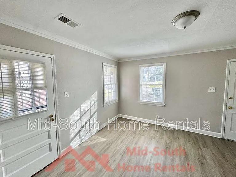 3472 Hadley Rd — Photo 5