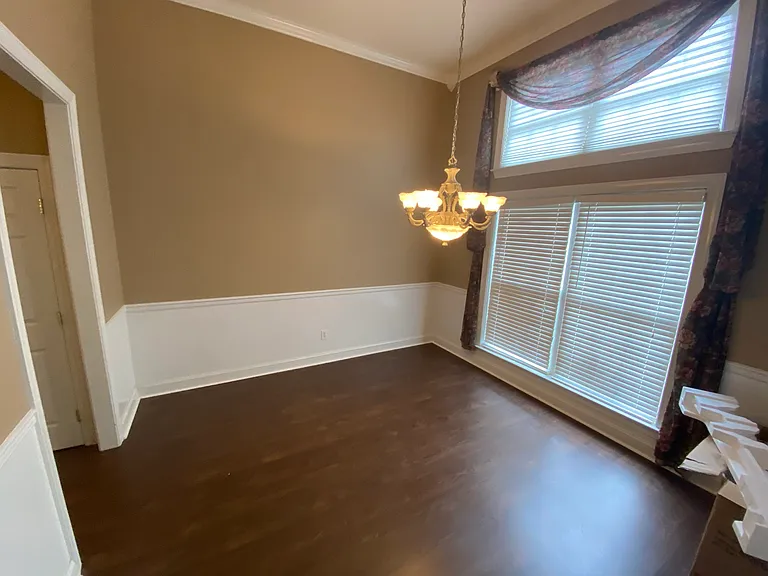 245 Fairview Cir — Photo 11