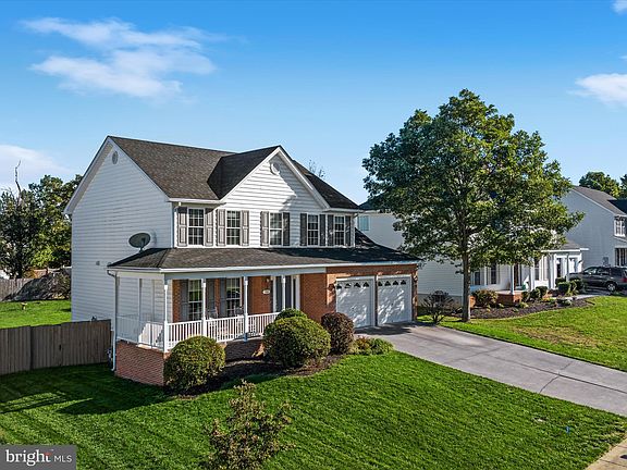2nd image of 108 Lucy Long Ct