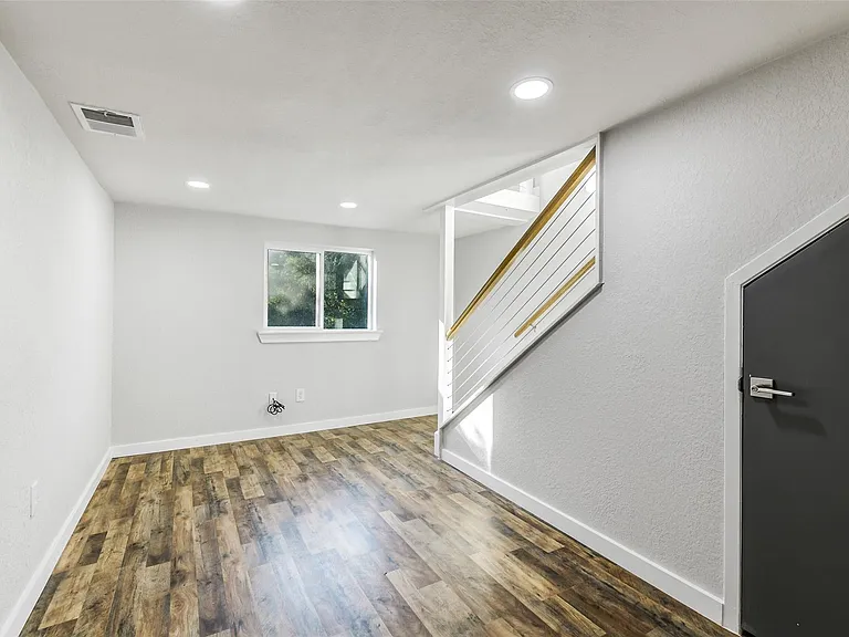 31423 Reids Prairie Rd — Photo 35
