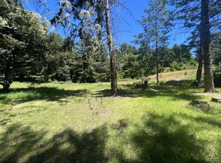 150 Debbie Ln, Whitethorn, CA 95589