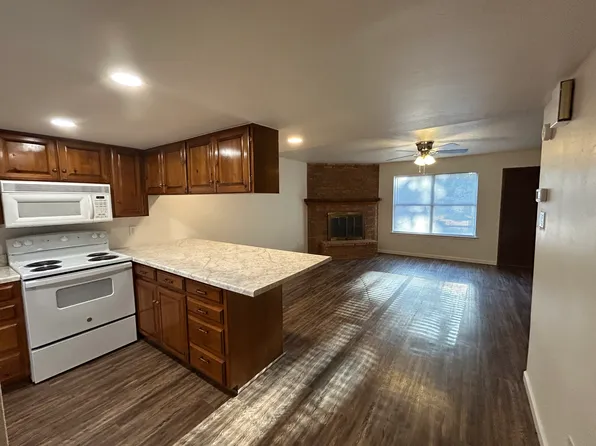 2111 3rd Ave #2, Canyon, TX 79015