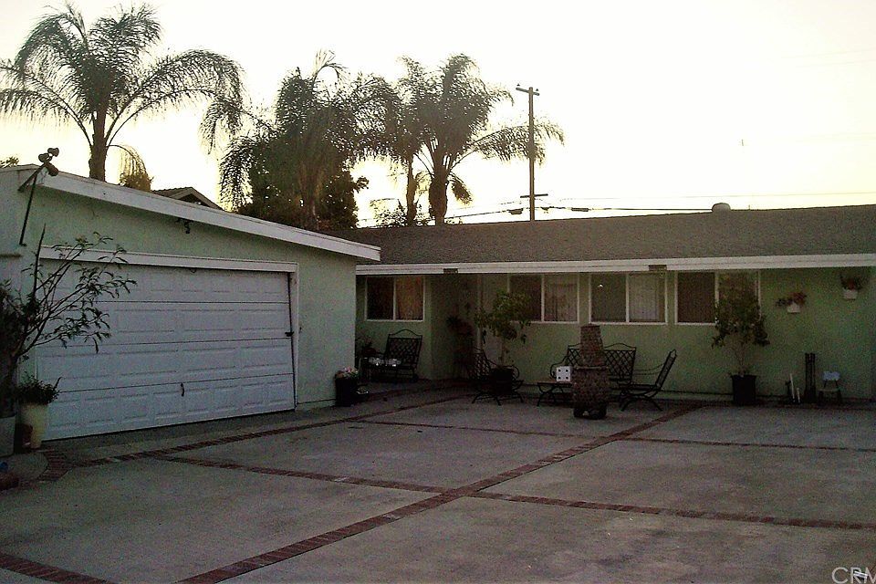 1st image of 1021 Vineland Ave