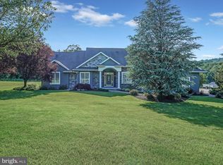 11 James Rd, Reinholds, PA 17569