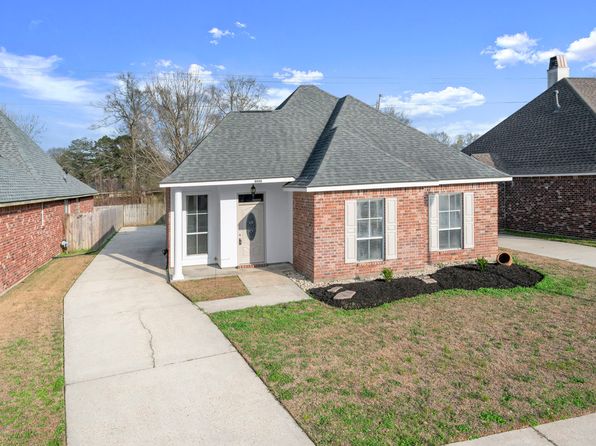 2201 Hunters Trail Dr