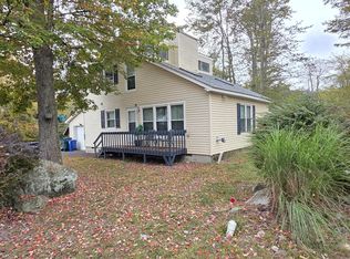 7156 Mountain Dr, Tobyhanna, PA 18466