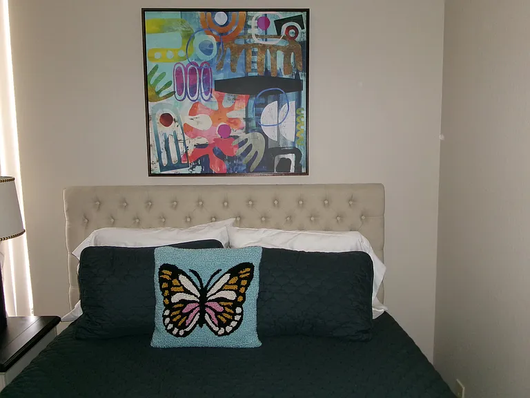 Queen bed in other bedroom
