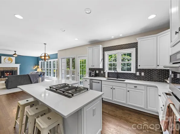 12106 Kane Alexander Dr, Huntersville, NC 28078