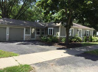 184 E 35th St, Holland, MI 49423