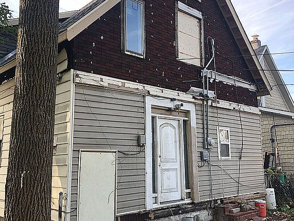 3rd image of 425 N Lasalle St