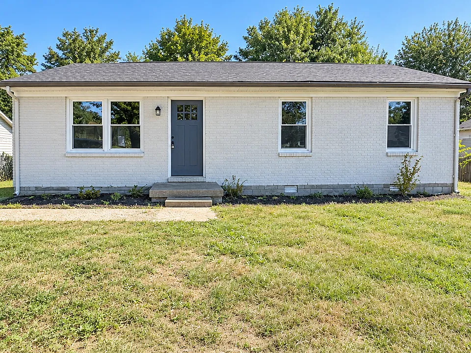 111 Ash Ct
