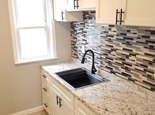 10 Division St FLOOR 3, Manville, RI 02838