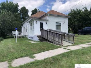 206 E 7th St, Madison, NE 68748