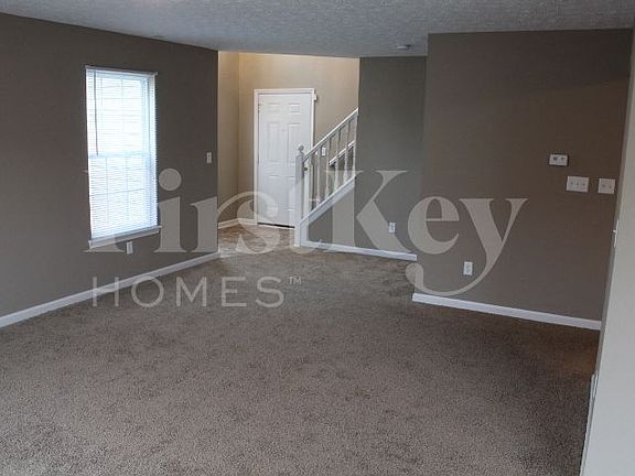 3rd image of 10988 Cedar Pine Dr