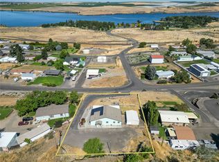 344 Harbor Blvd, Burbank, WA 99323