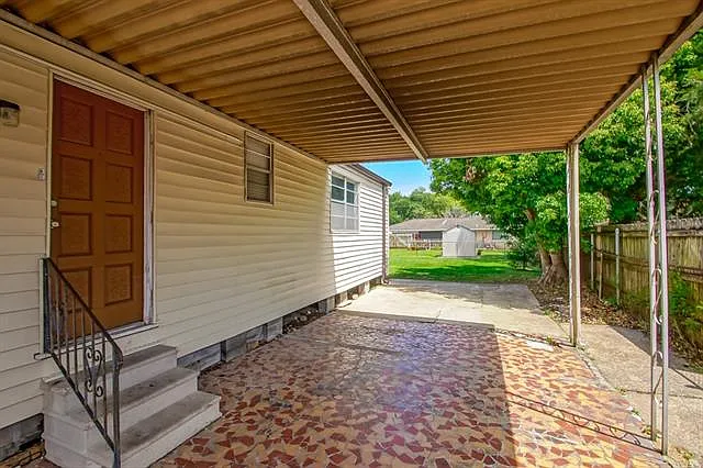429 Olive Ave — Photo 5