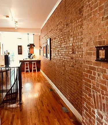3rd image of 206 6th St APT 1R