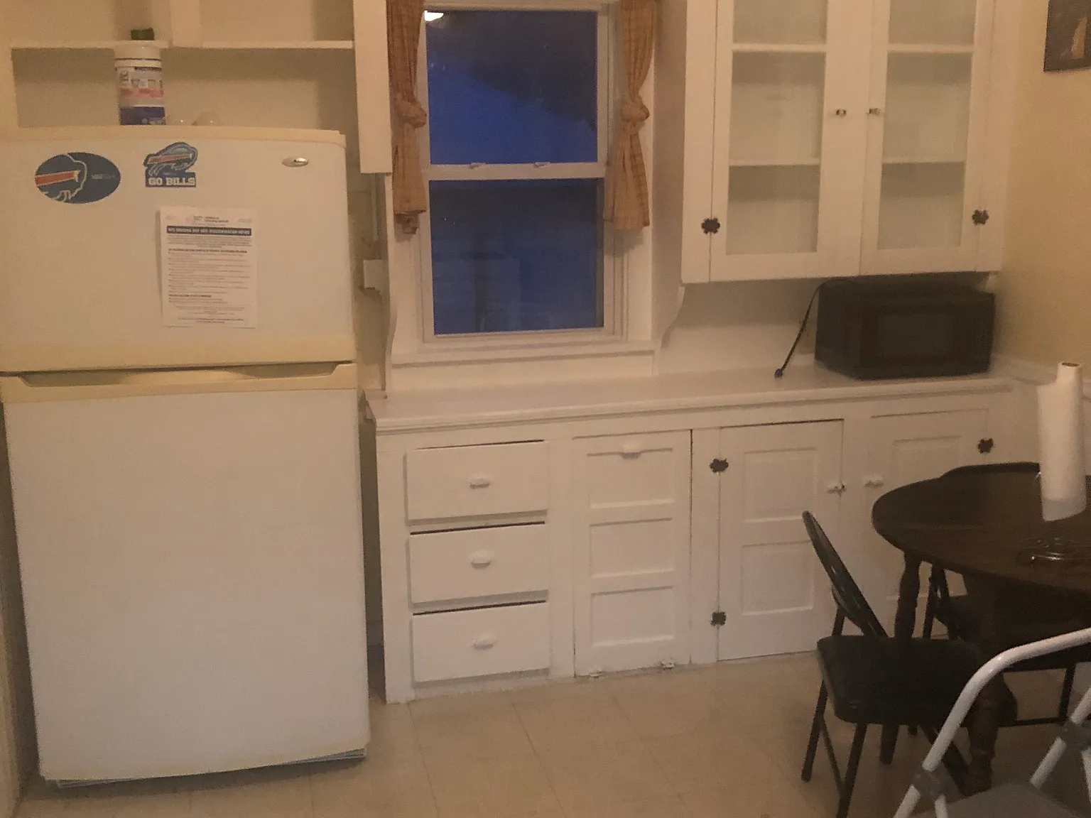 6 bed, 1684 sqft, $2,700 — Photo 4