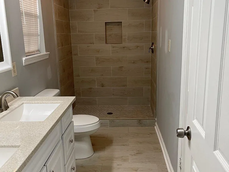 1502 Whitfield Park Cir — Photo 17