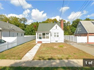 181 E Clinton Ave, Roosevelt, NY