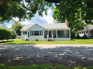 33 Ledge Rd, Ogunquit, ME 03907