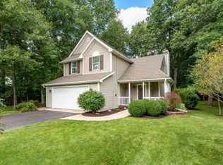 4233 Rollridge Ave, Kalamazoo, MI 49004