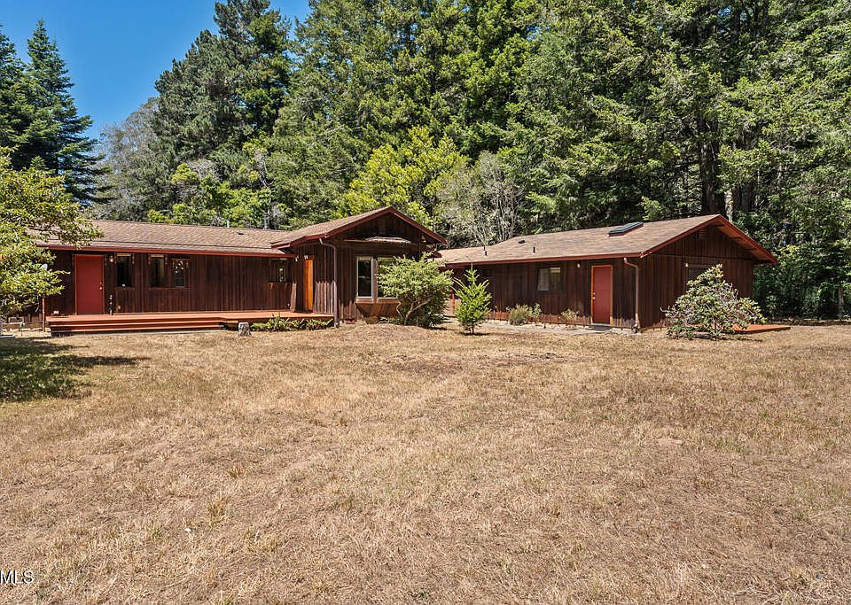 1st image of 44660 Caspar Orchard Rd