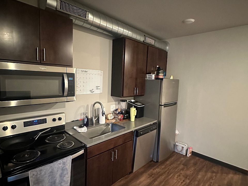 1st image of 109-591 NE Venture Dr