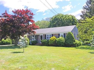 59 Evergreen Dr, Portsmouth, RI 02871