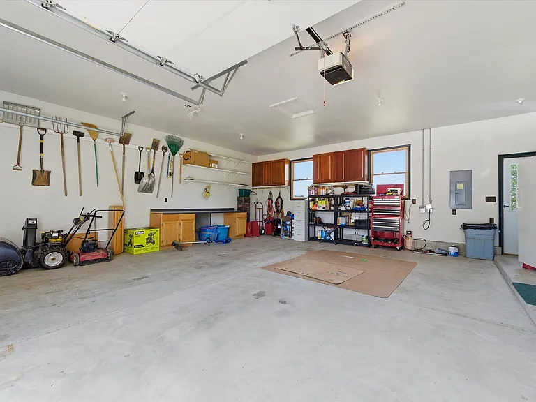 5700 W M 36 — Photo 46