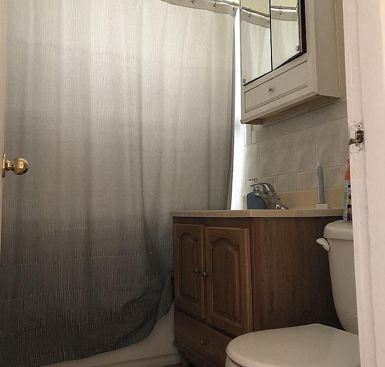 1st image of 2053 W Erie St #2