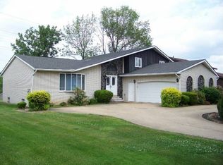 13732 Byron Blvd, Middleburg Heights, OH 44130
