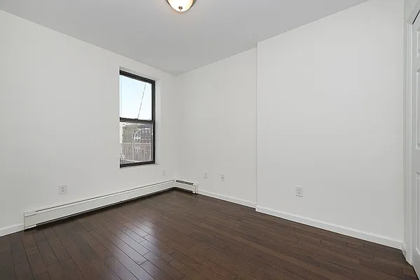 Rented by Bold New York | media 6
