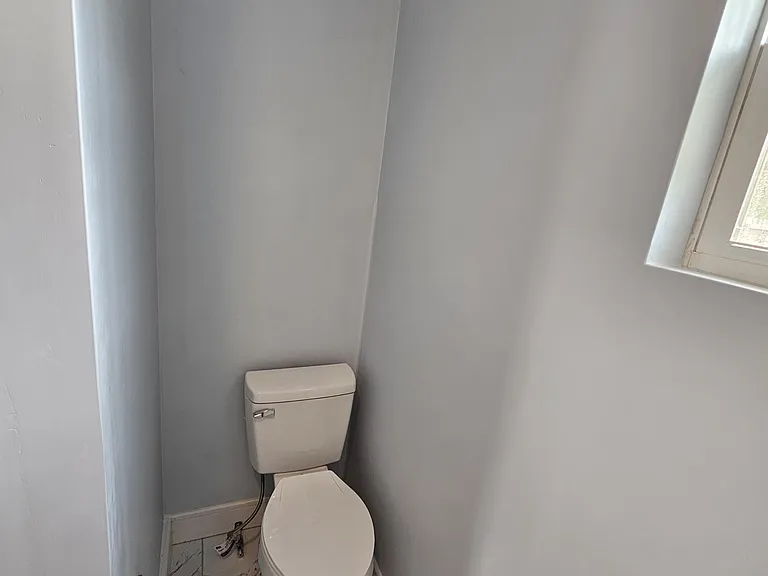 108 S Sunland Dr #C — Photo 6
