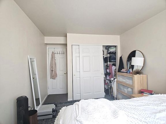 5th image of 610 S American St APT 3