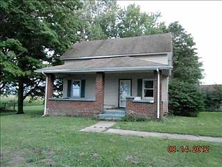 1st image of 701 W County Road 400 S