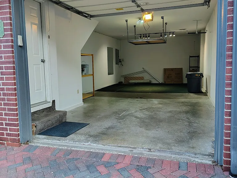 2928 Walnut St — Photo 18