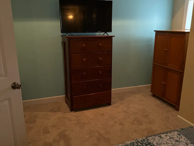 557 Half Moon Ct #1 — Photo 8