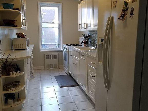 4th image of 133 Beach 120th St #4D