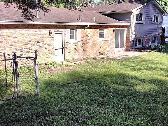 4th image of 1371 Alhi St