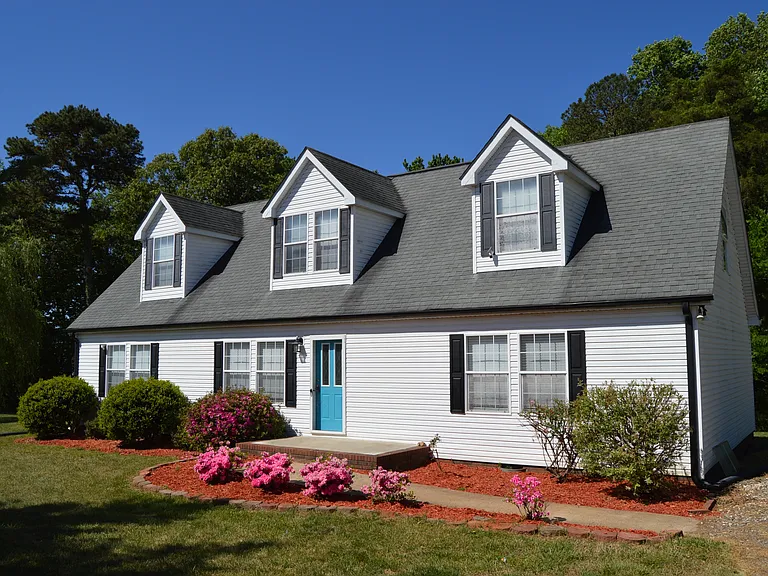 118 Grain Dr — Photo 1
