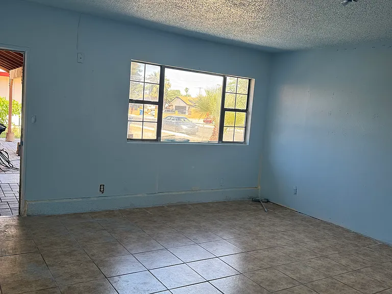 2912 Armin Ave — Photo 11