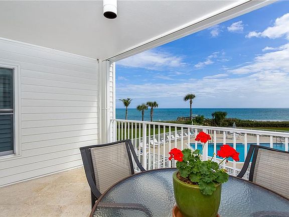 3rd image of 2700 Ocean Dr APT 204