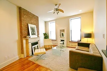 Rented by R New York