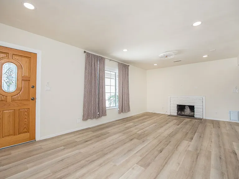 13391 Wynant Dr — Photo 6