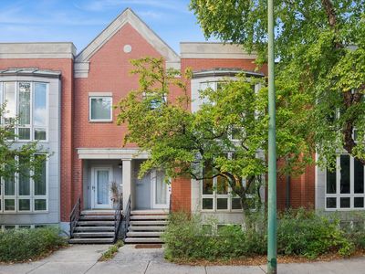 902 S Morgan St, Chicago, IL, 60607