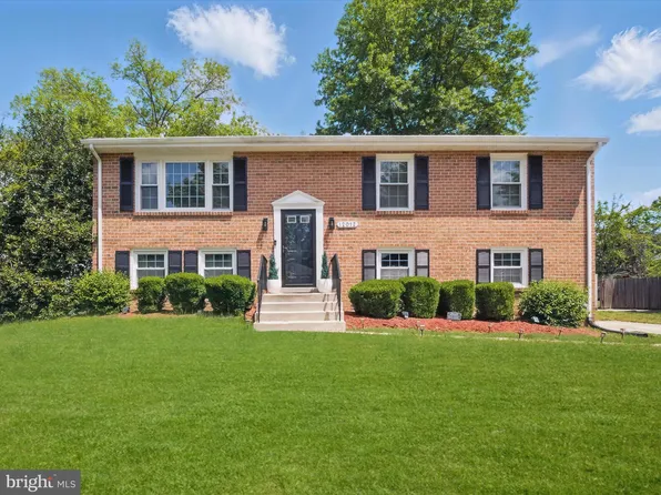 12012 Birchview Dr, Clinton, MD 20735