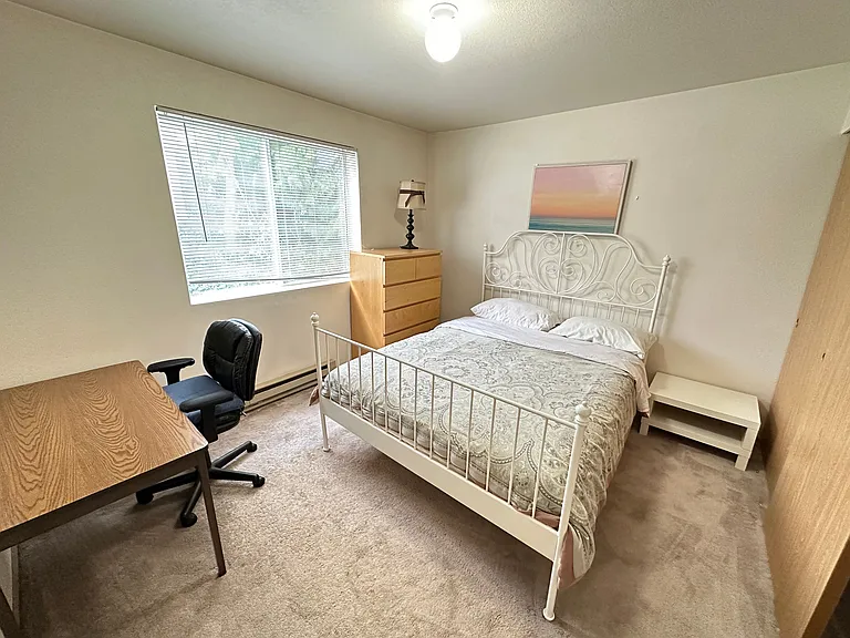 4727 Ravenna Ave NE #401 — Photo 5