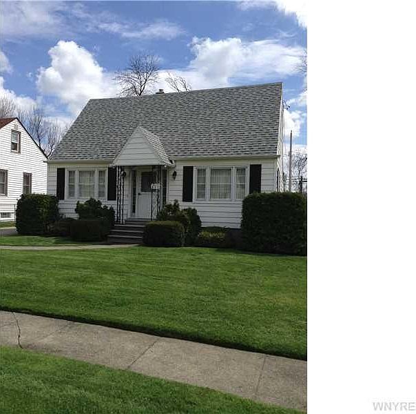 1st image of 114 S Huxley Dr