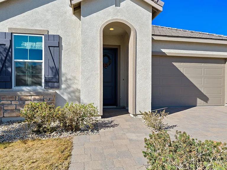 43001 Ascona Ln — Photo 32